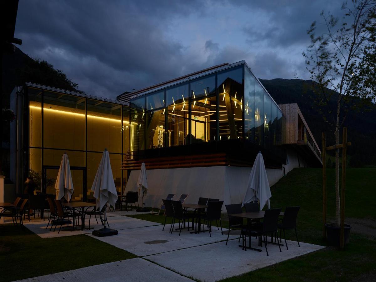 Hotel Glocke Reckingen Esterno foto